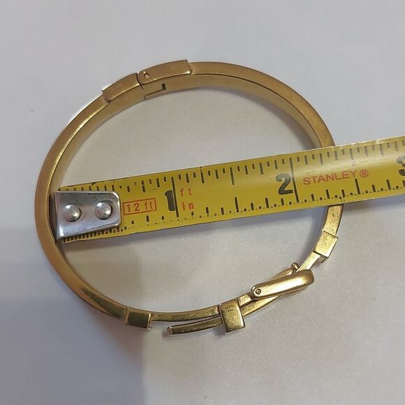 Michael Kors Tortoise Resin Gold Tone Buckle Style Bracelet - Picture 9 of 10